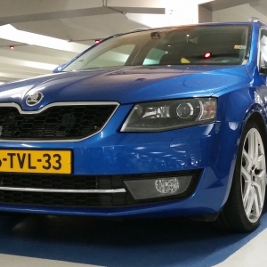 Skoda meets Schiphol P