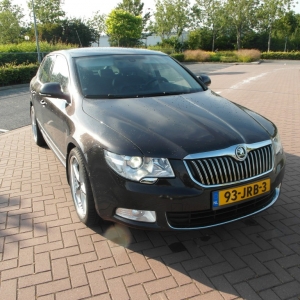 Flavio's Superb 2 met SuperStar Leon Hardiritt 3-Delige 19" wielen