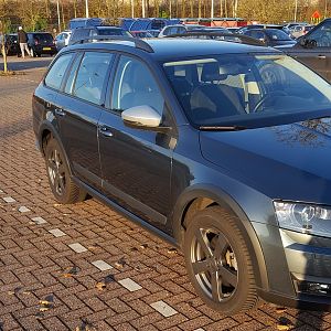 Skoda Octavia Scout 4X4 DSG 2.0 TDi