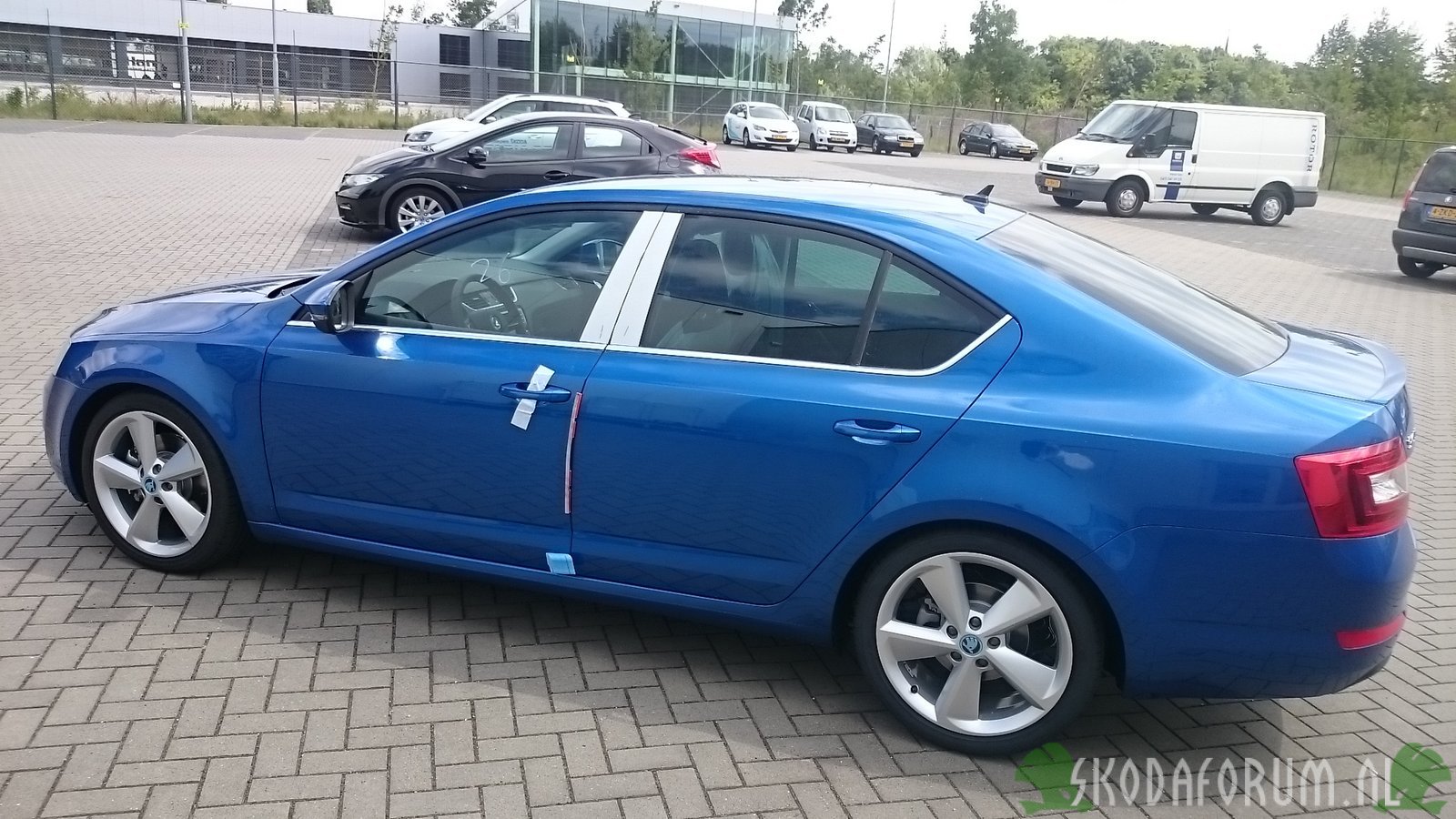 Octavia 1.8 TSI Race Blue - 1