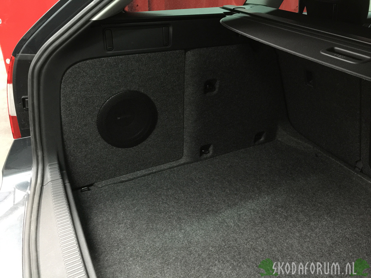 Octavia audio upgrade - Subwoofer