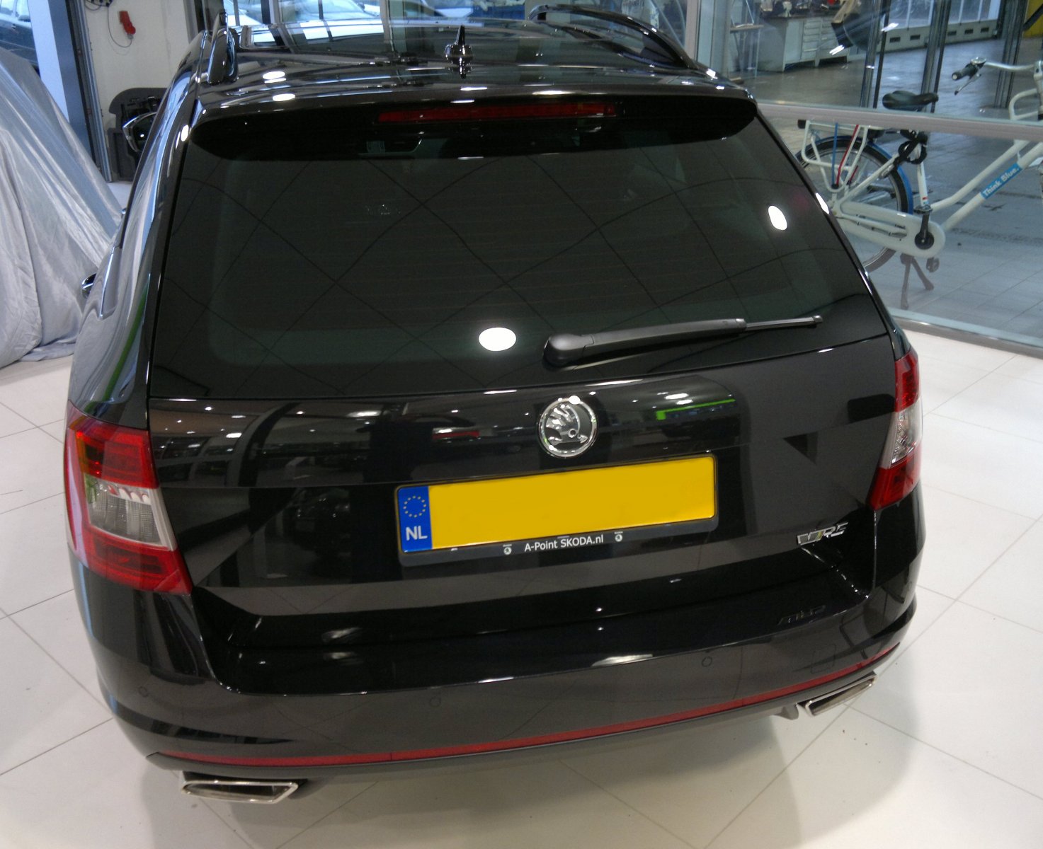 RS rear bijafleveren zonder letters