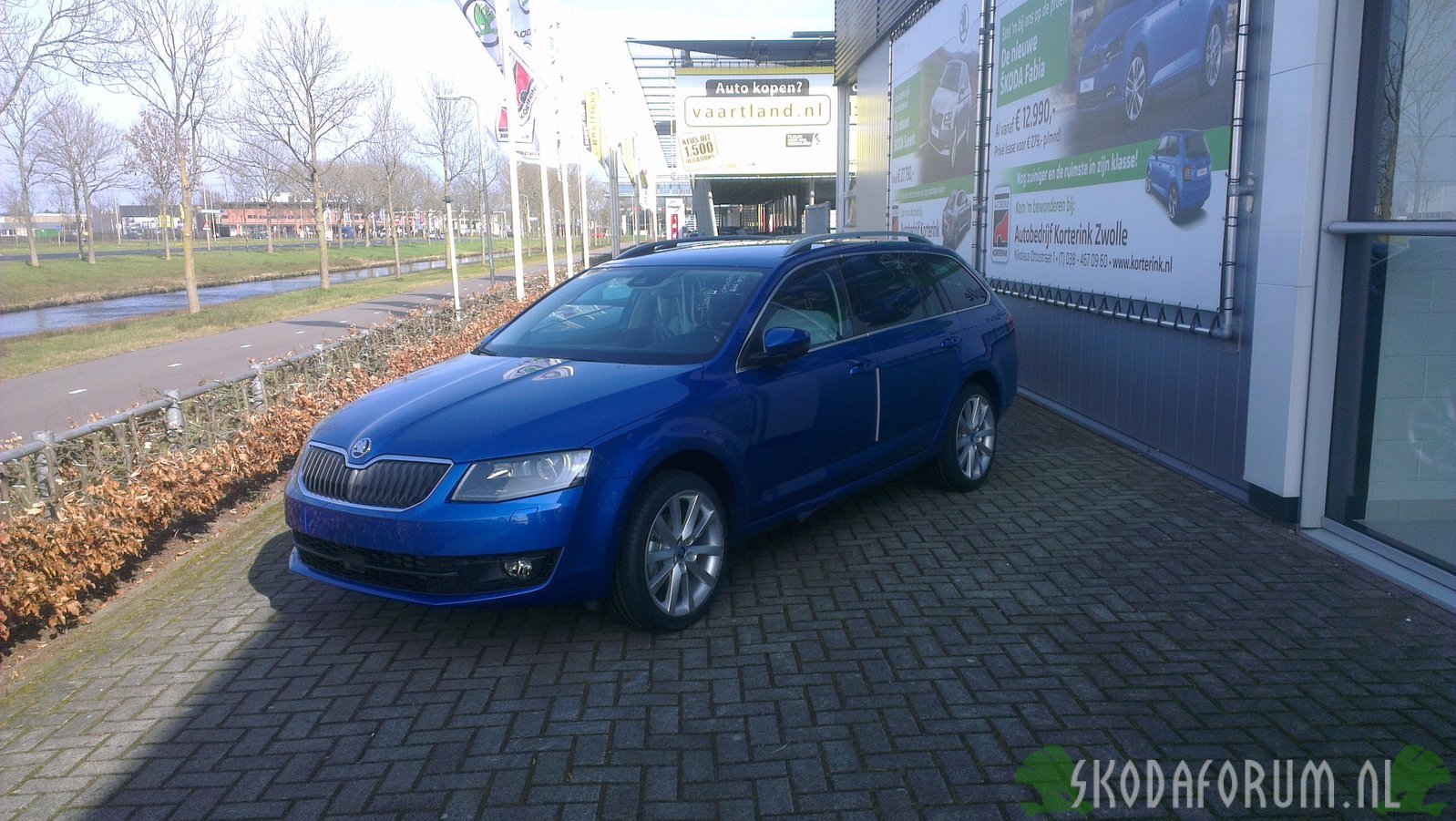 Skoda Octavia Combi 2.0 TDI Race Blue