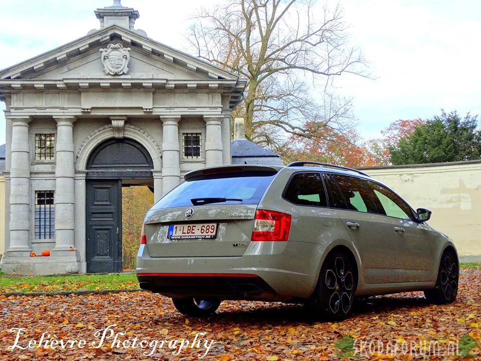 Skoda Octavia Combi RS230