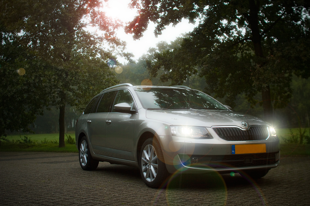 Skoda Octavia III Combi - Cappuccino Beige