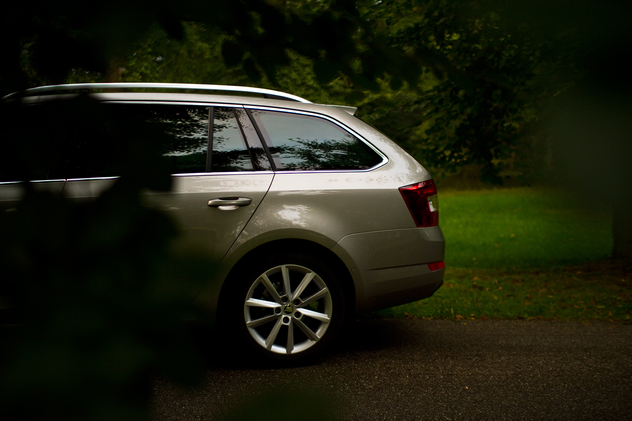 Skoda Octavia III Combi - Cappuccino Beige