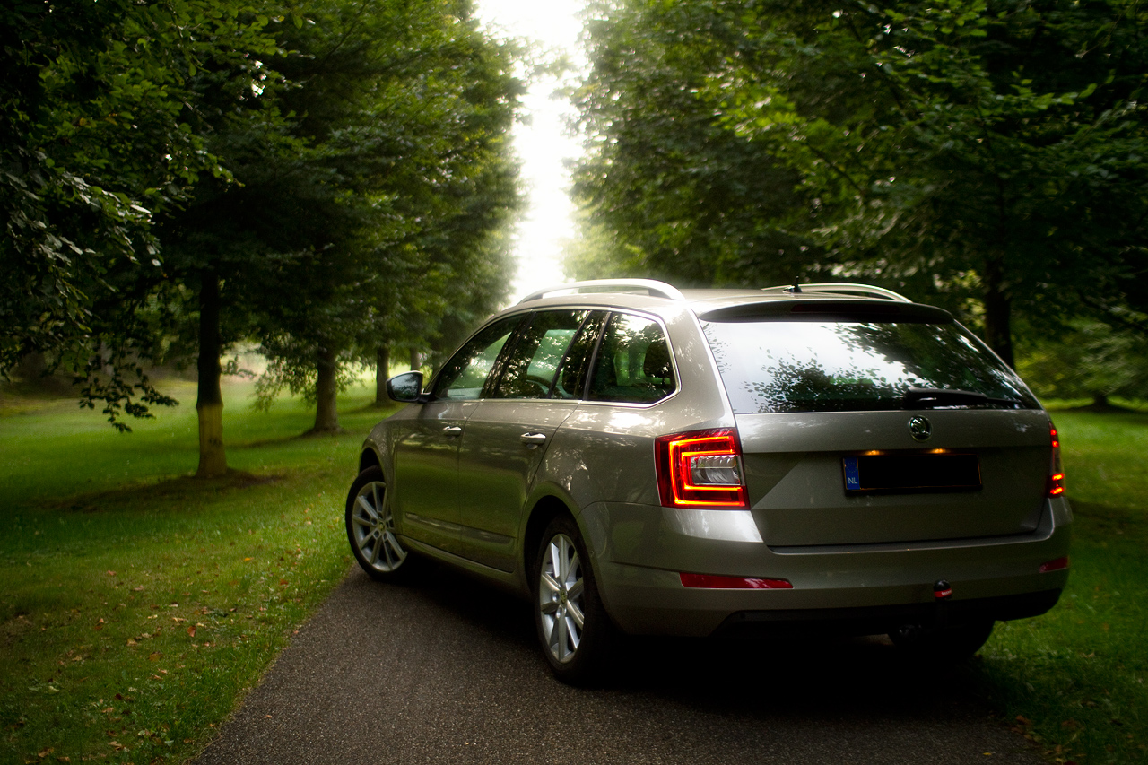 Skoda Octavia III Combi -  Cappuccino Beige