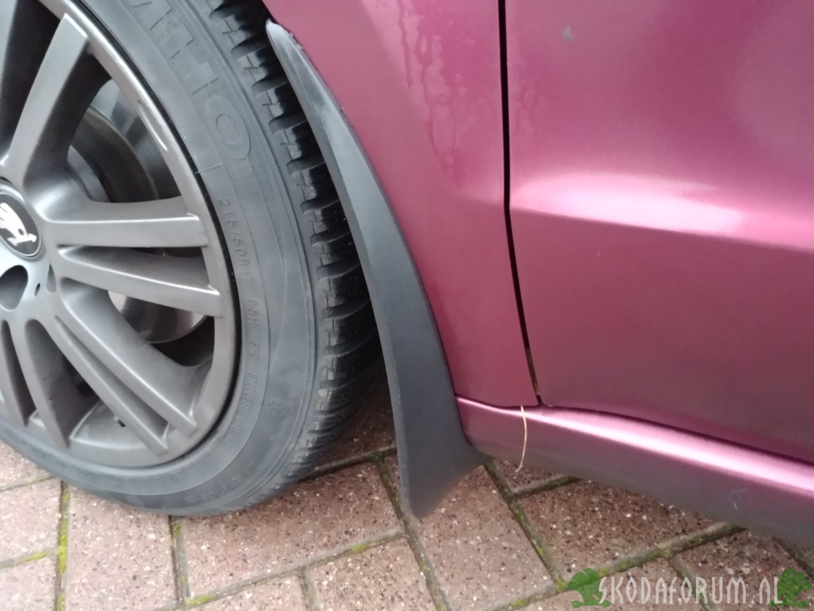 Skoda Superb 2.0 TDI 125kW FlavioX Nebula Red PlastiDip