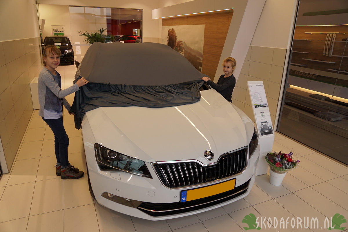 Skoda Superb Combi 2.0 TDI Aflevering