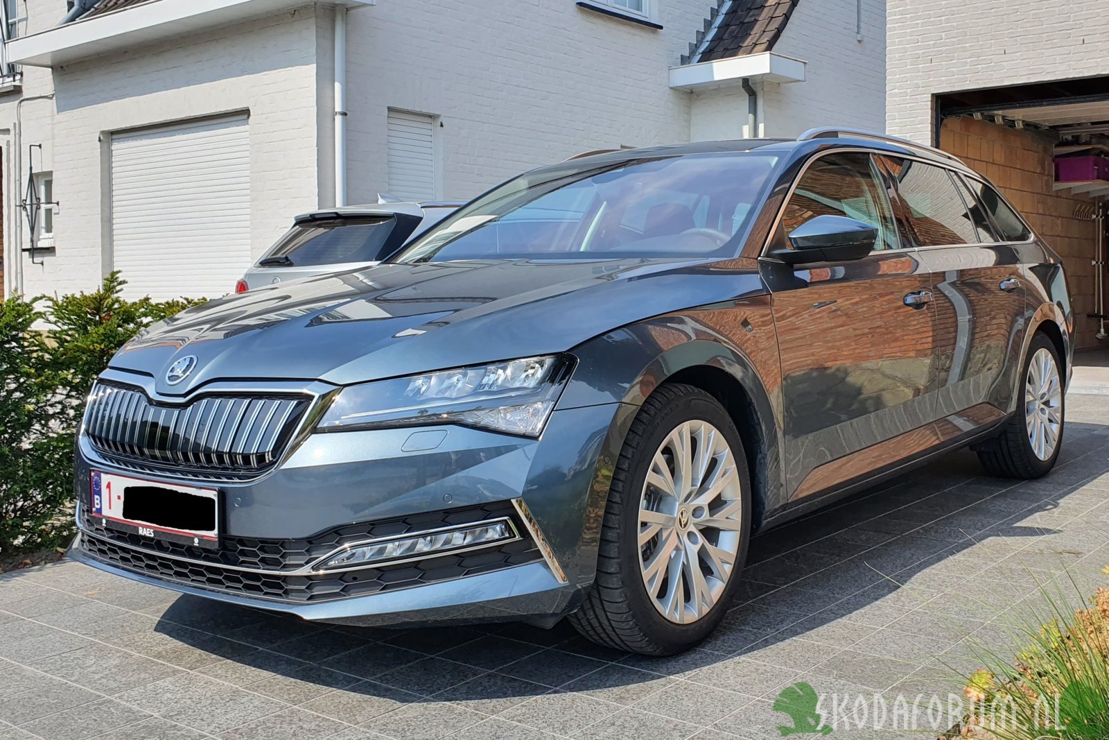 Skoda Superb iV voorzijde