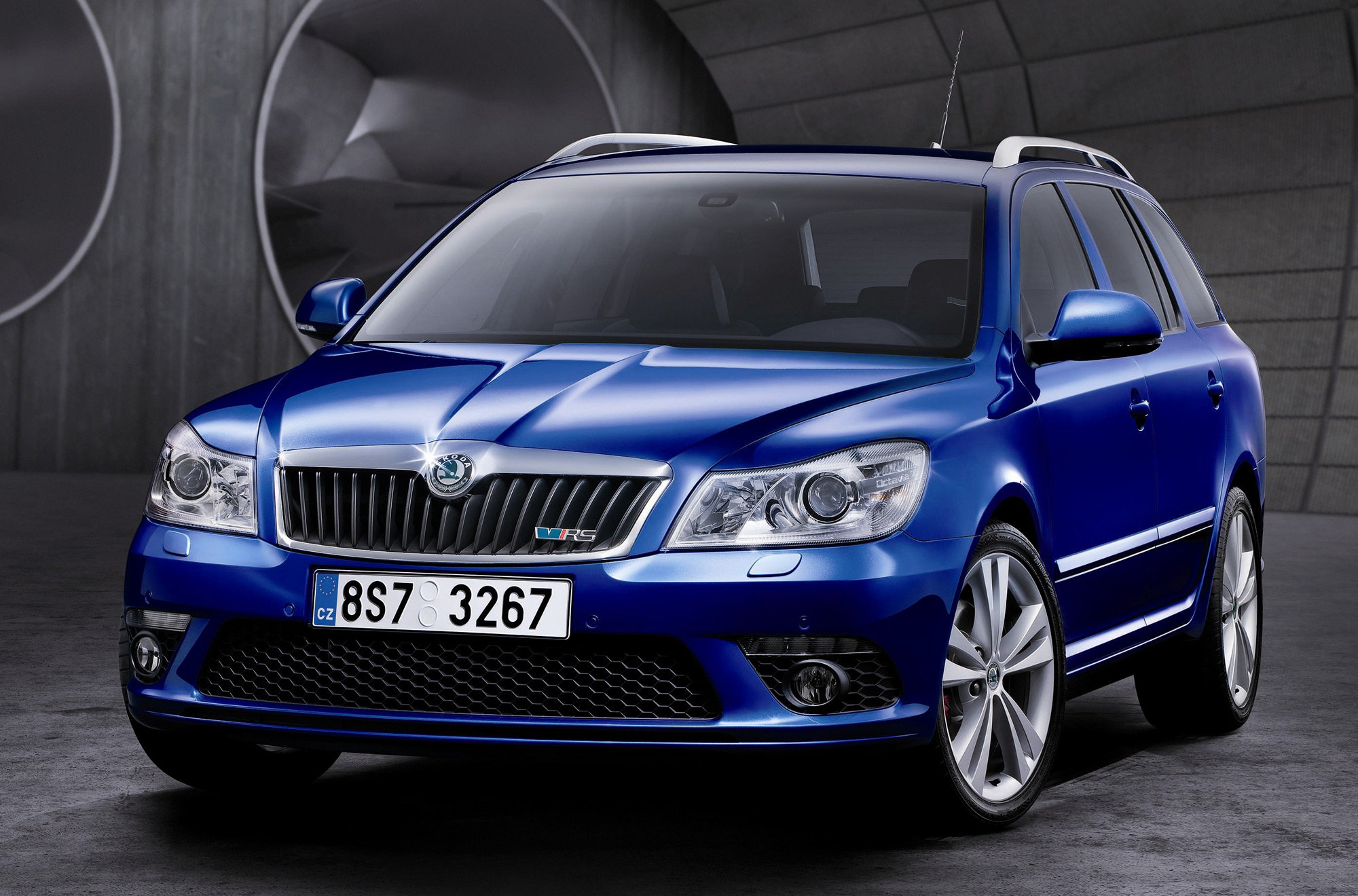 Skoda-Octavia-vRS-01.jpg