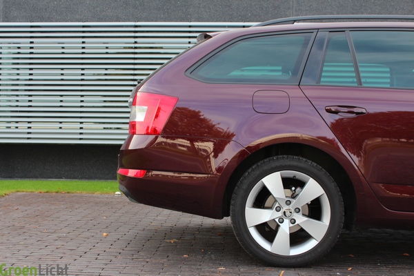 Test-Skoda-Octavia-Combi-2013-03.jpg