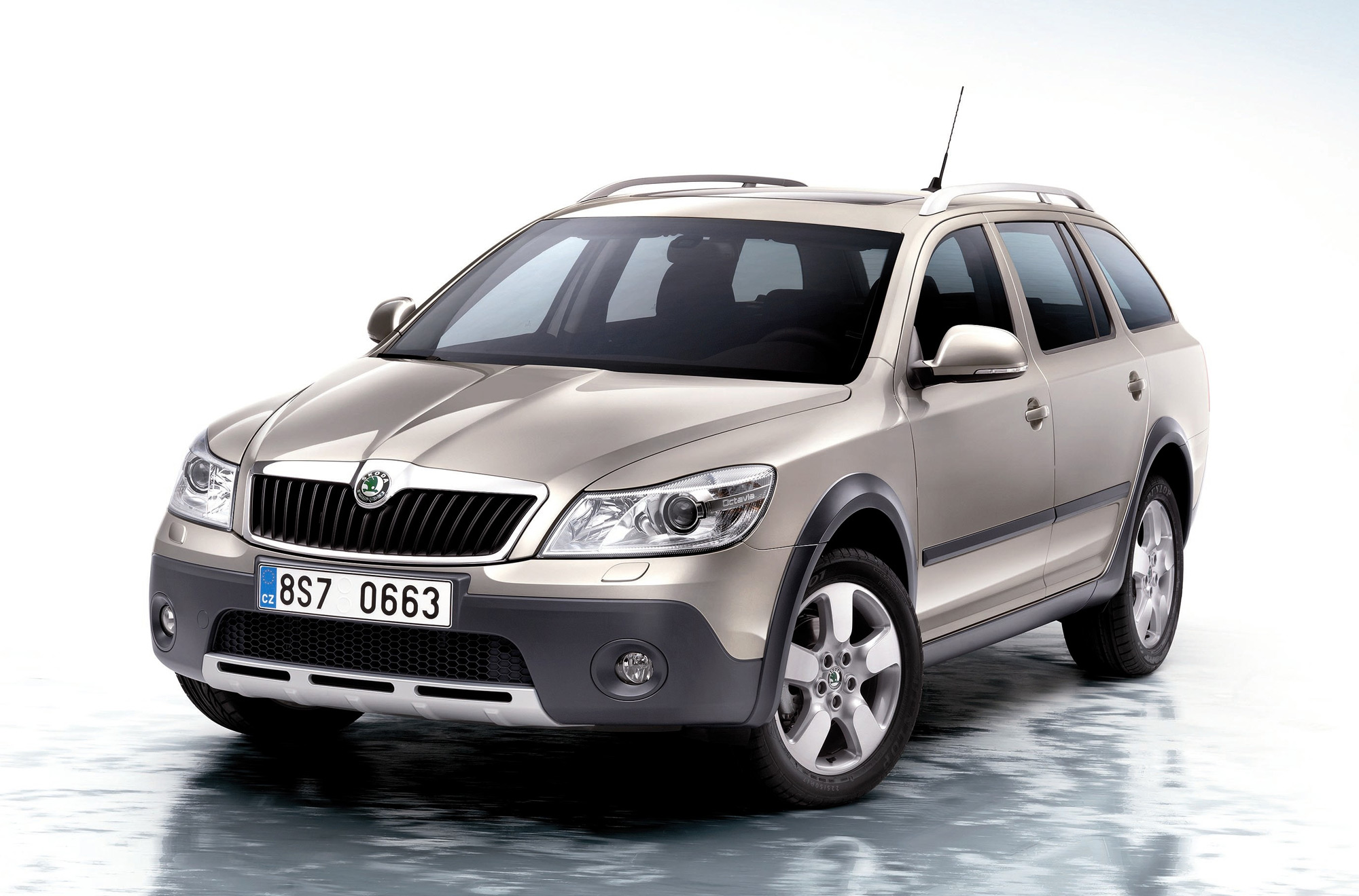 Skoda-Octavia-Scout-01.jpg