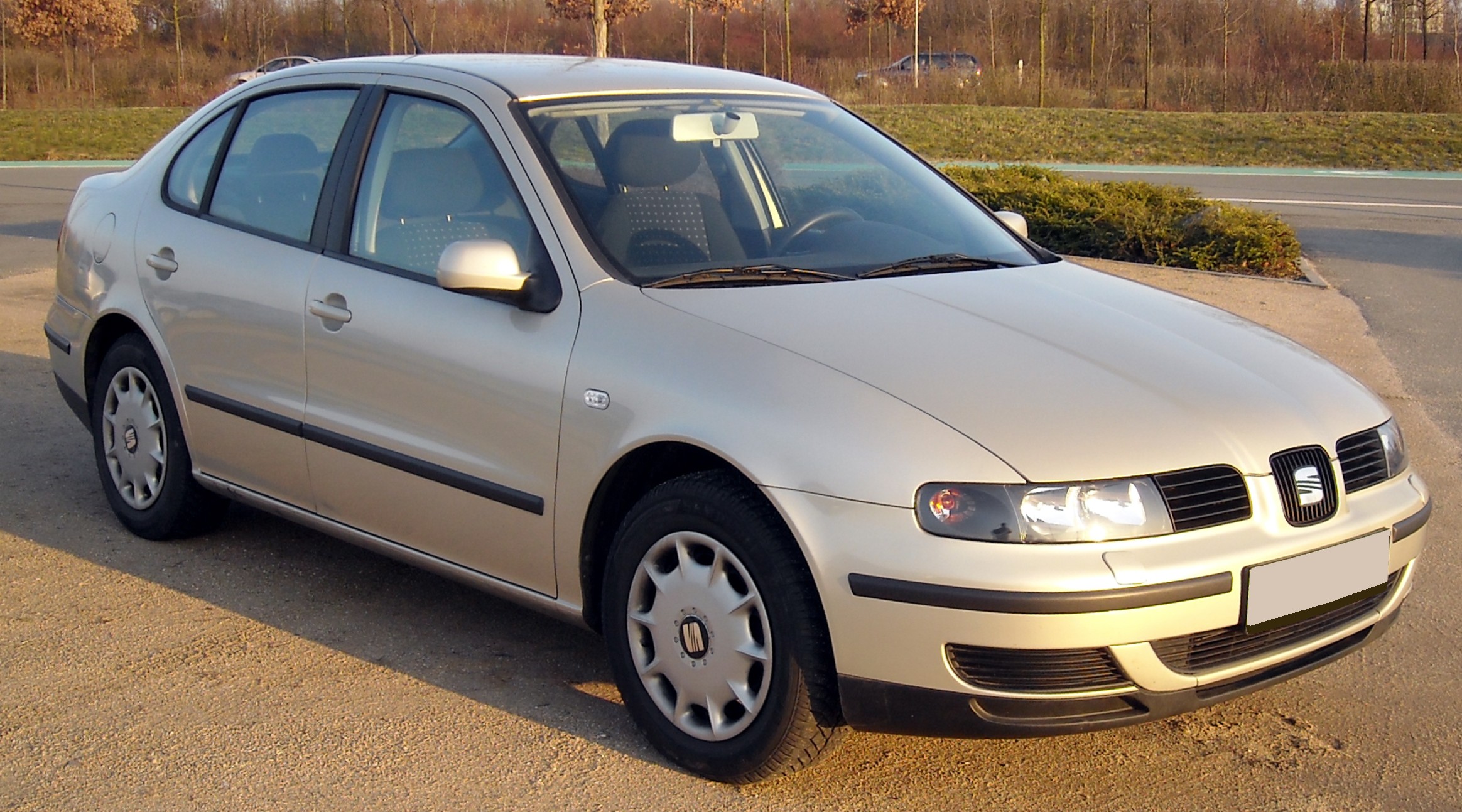 Seat_Toledo_II_front_20081230.jpg