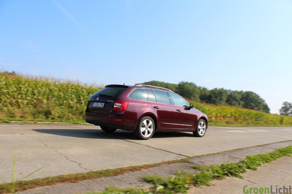 Test-Skoda-Octavia-Combi-2013-30.jpg