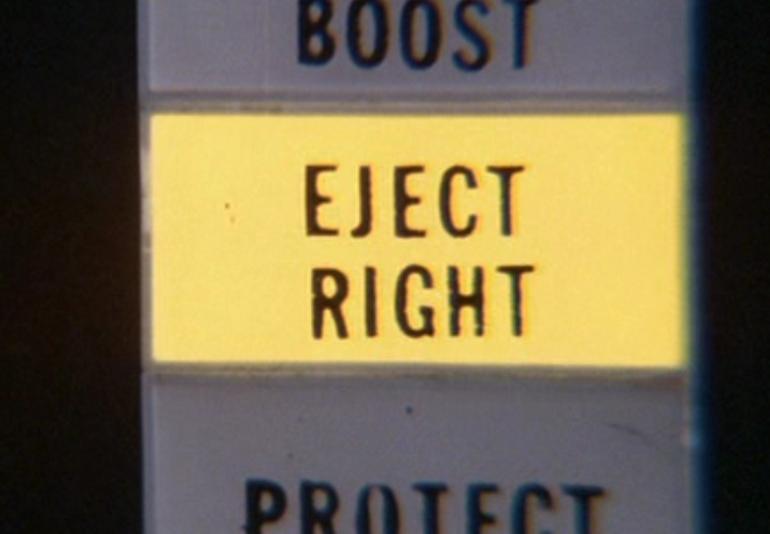 Eject_Right01.jpg